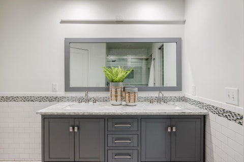 Tiny photo for 1003 Glen Oaks CT, Austin, TX 78702 (MLS # 9228720)