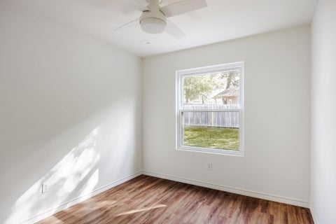 Tiny photo for 1003 Glen Oaks CT, Austin, TX 78702 (MLS # 9228720)