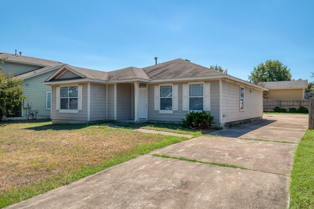 18217 Flathead DR