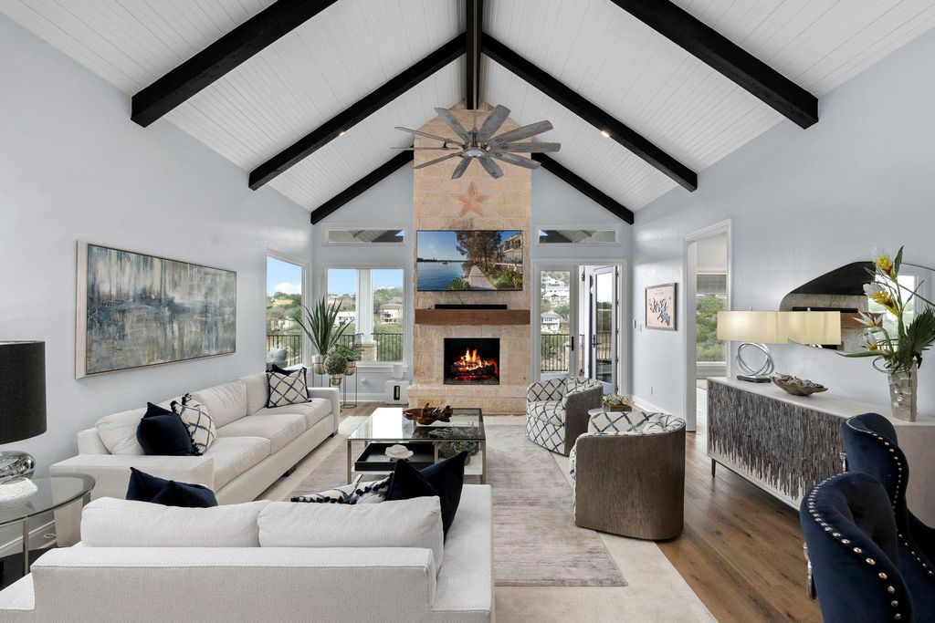 Photo of 2078 Connie DR, Canyon Lake, TX 78133 (MLS # 2822624)