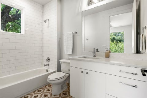 Tiny photo for 918 Chote Ave, Austin, TX 78702 (MLS # 3092493)