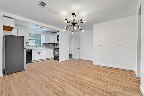 Tiny photo for 1200 Walnut Ave, Austin, TX 78702 (MLS # 9304799)