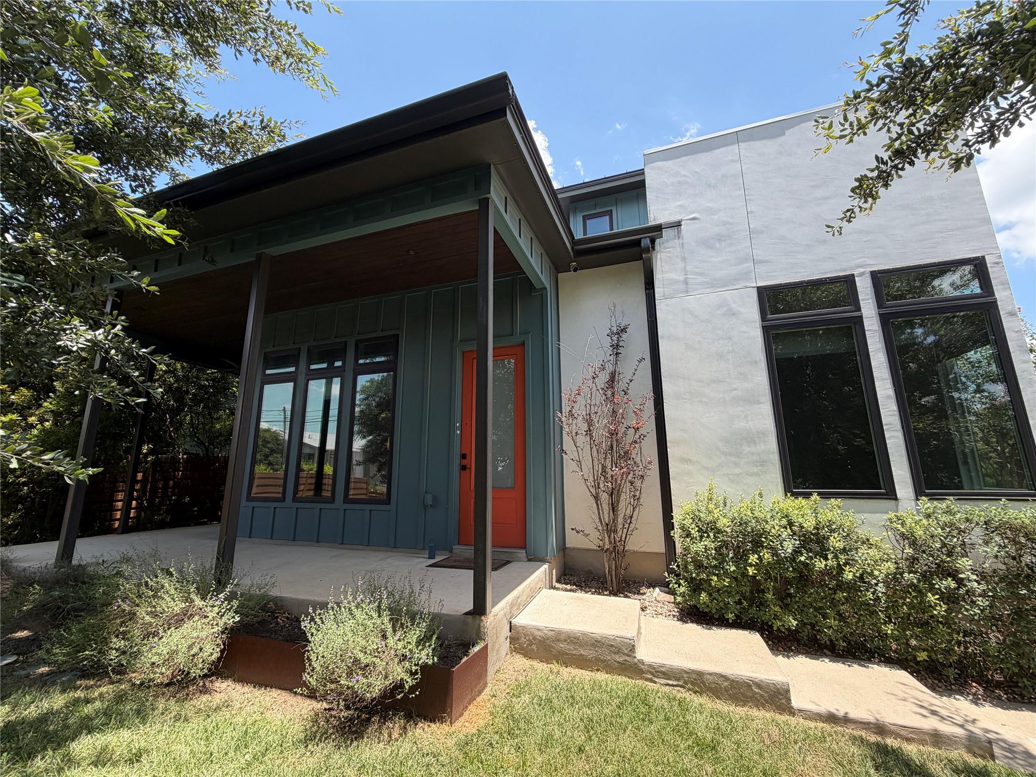 2105 Greenwood Ave A