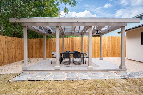 Tiny photo for 2105 Trede DR, Austin, TX 78745 (MLS # 2919850)