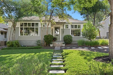 Photo of 2203 Mountain View RD, Austin, TX 78703 (MLS # 7796207)