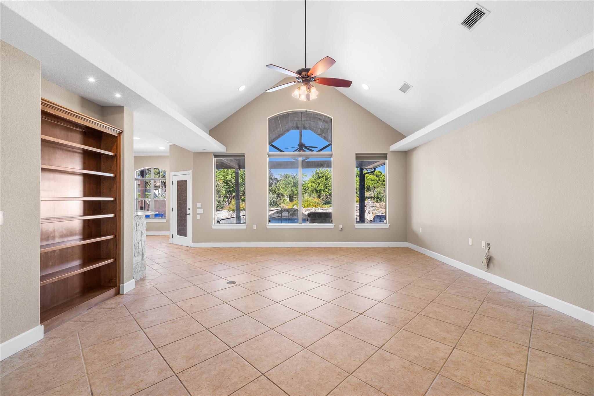 3907 Kite DR