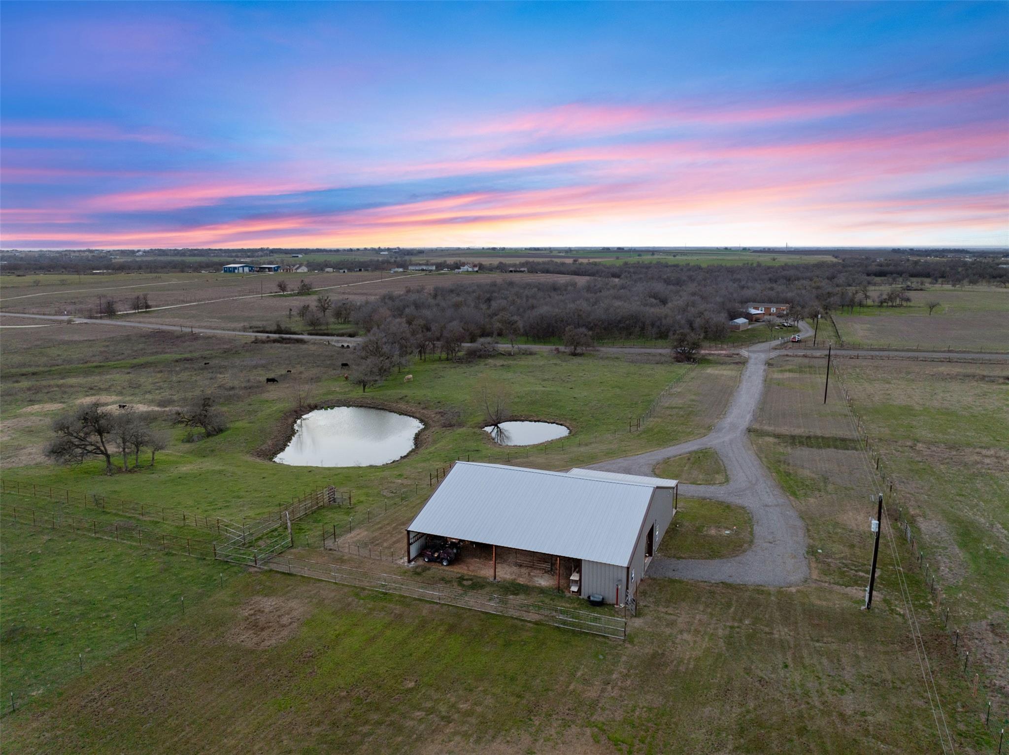 700 County Road 466