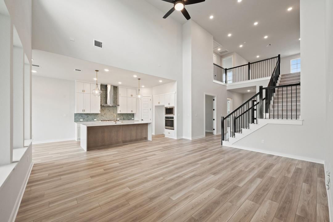 10720 Worth Lane
