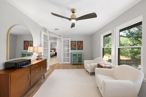 Tiny photo for 8015 Doe Meadow DR, Austin, TX 78749 (MLS # 6143014)