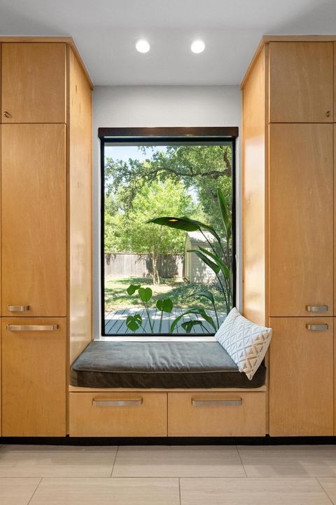 Tiny photo for 8015 Doe Meadow DR, Austin, TX 78749 (MLS # 6143014)