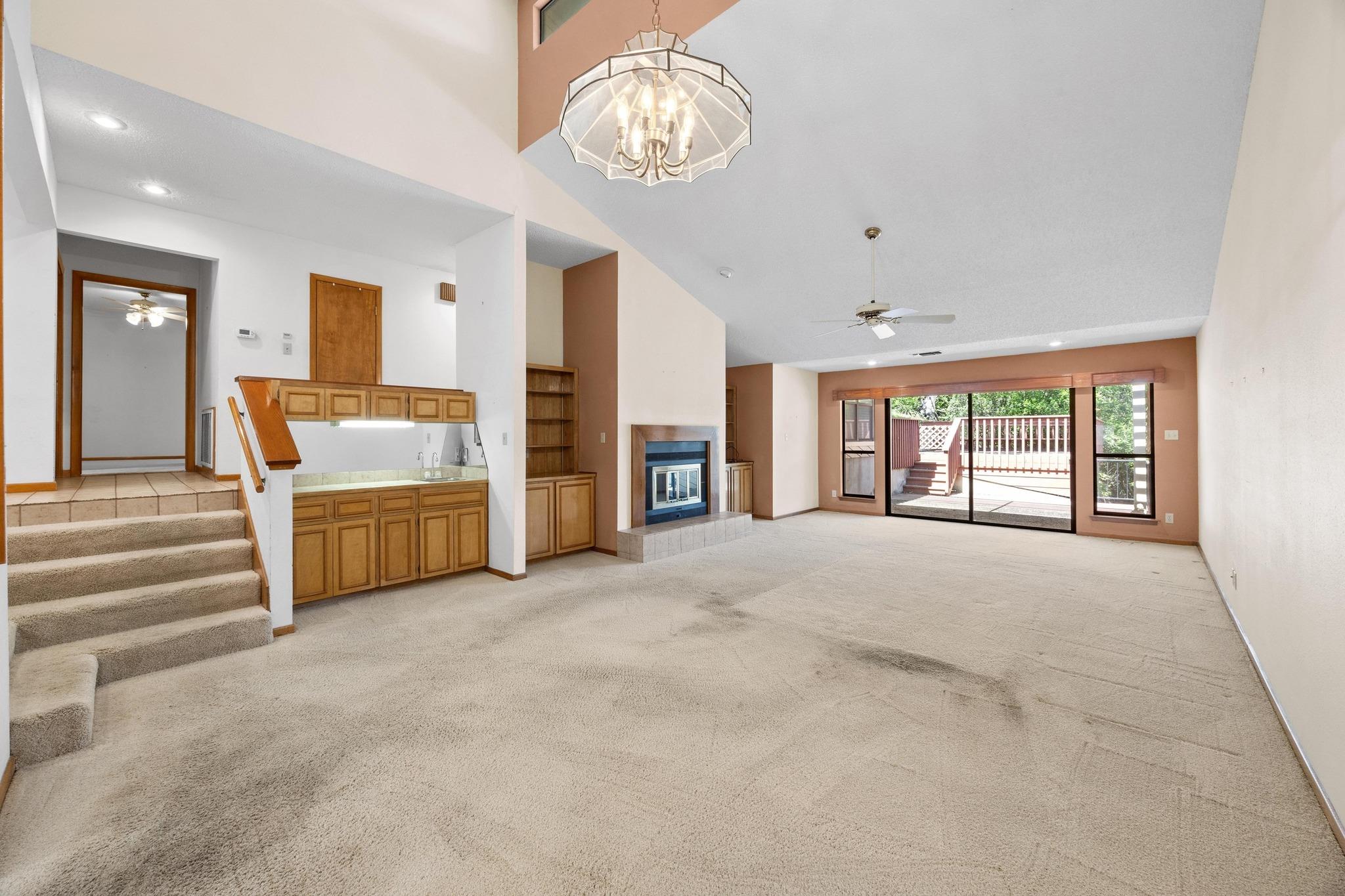6820 N Cypress Point 22