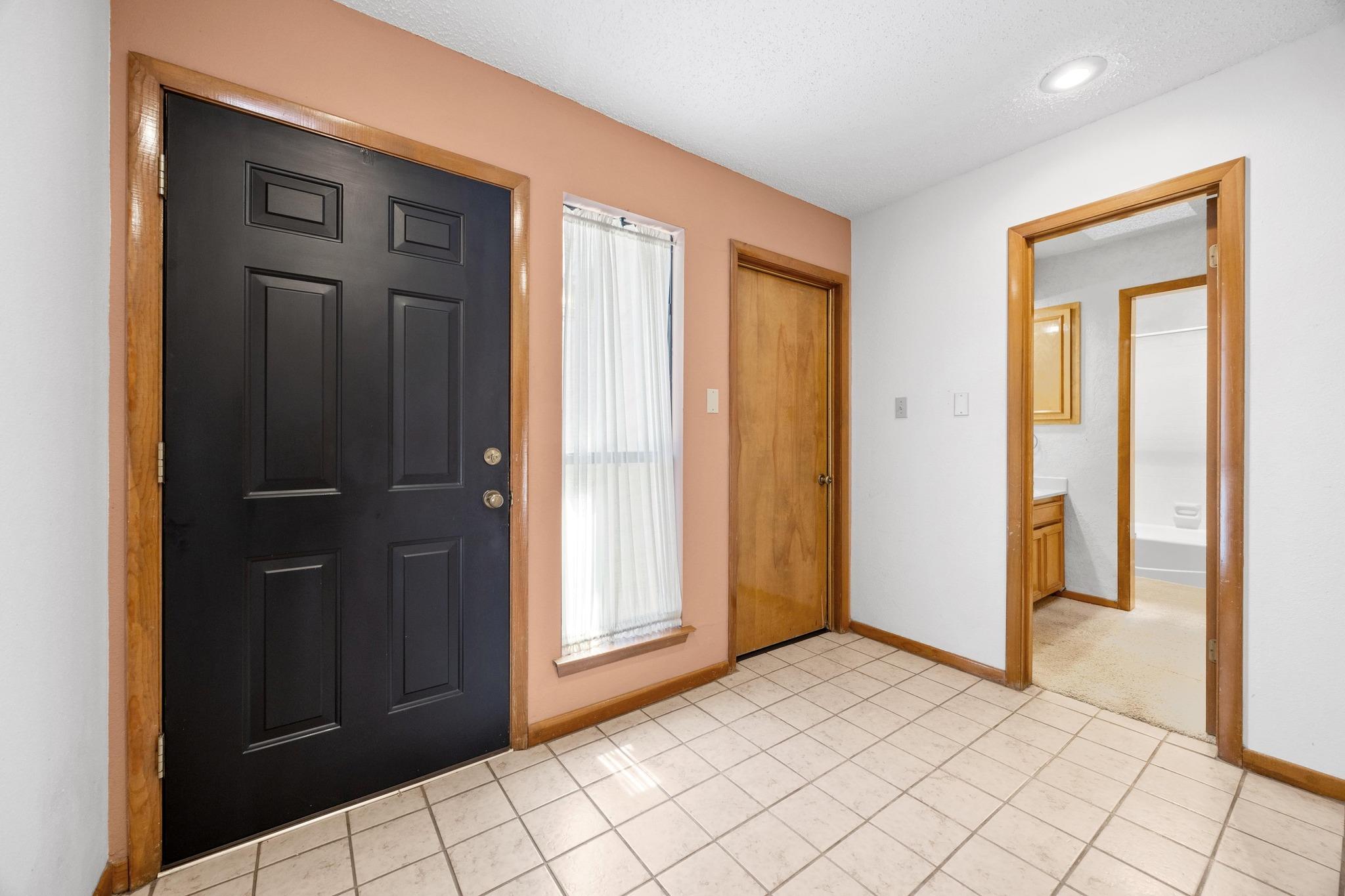 6820 N Cypress Point 22
