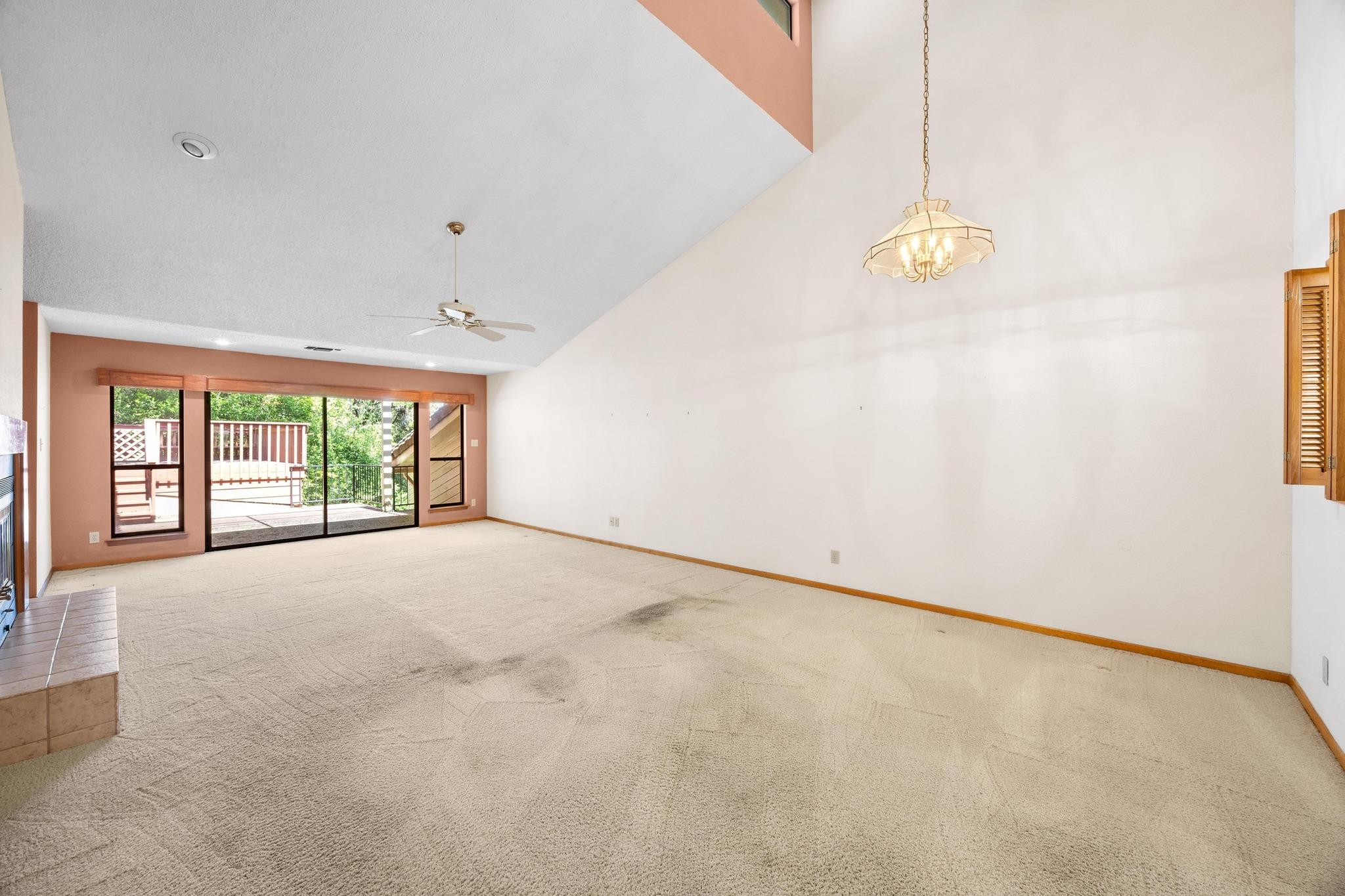 6820 N Cypress Point 22