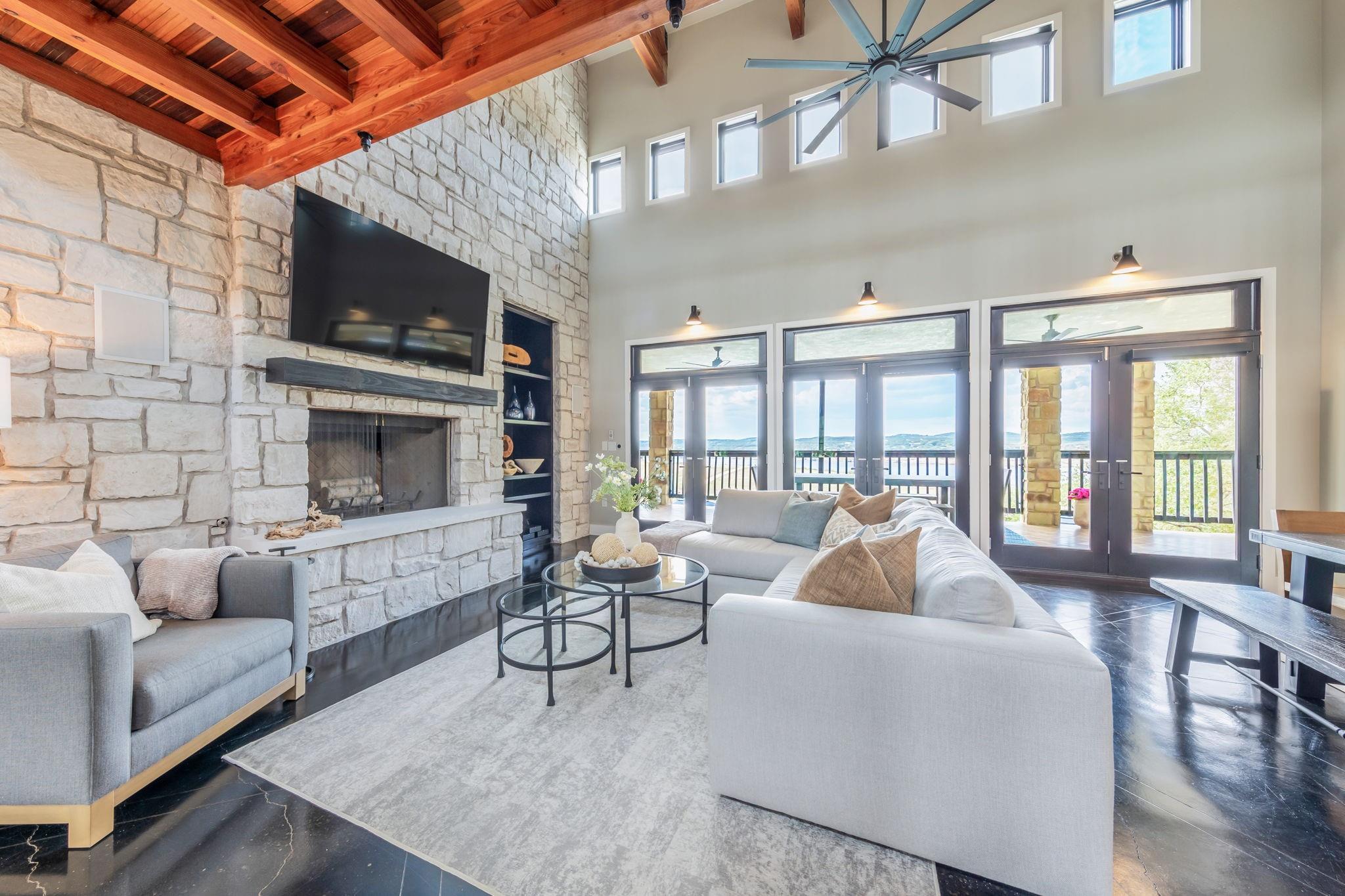 516 Deckhouse DR