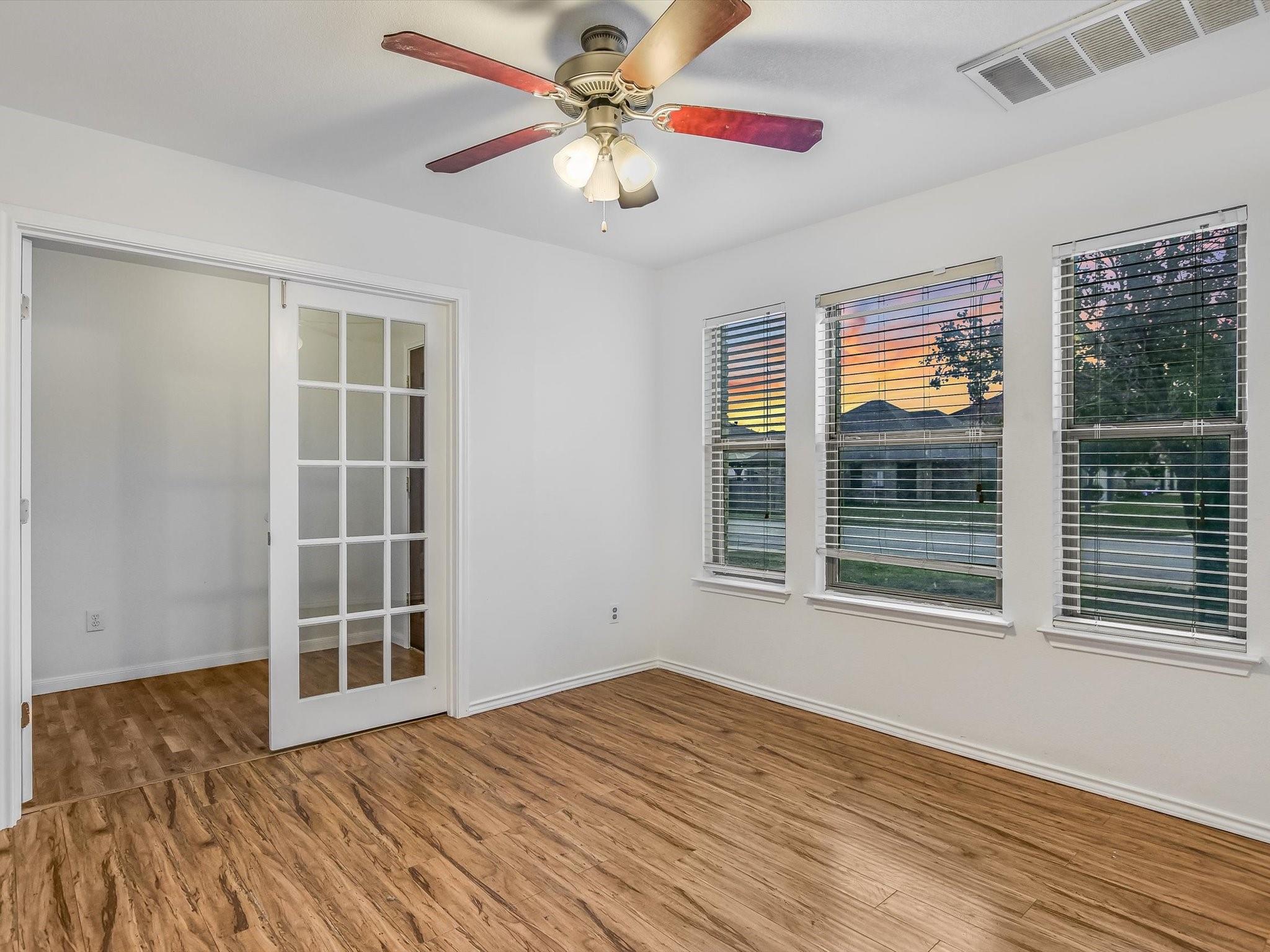 Leander, Texas 78641, United States, 3 Bedrooms Bedrooms, ,3 BathroomsBathrooms,Residential,Pending,24685