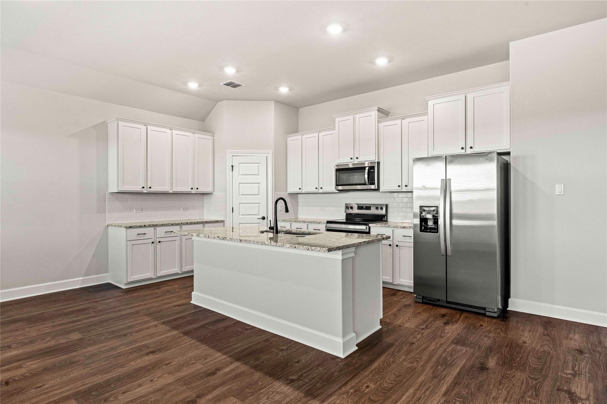 521 West Luna Blue LN