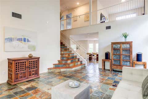 Photo of 8904 W Hove LOOP, Austin, TX 78749 (MLS # 9272592)