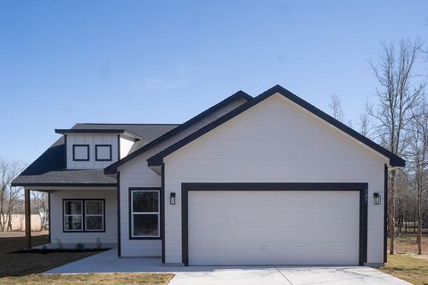 Photo of 107 Keahi CT, Bastrop, TX 78602 (MLS # 1851370)