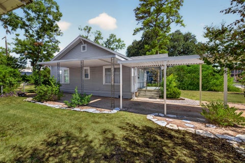 Photo of 4108 Marathon BLVD, Austin, TX 78756 (MLS # 9985960)