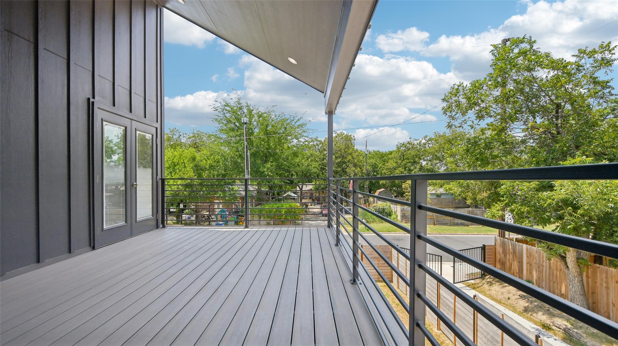 106 W Fawnridge DR 1