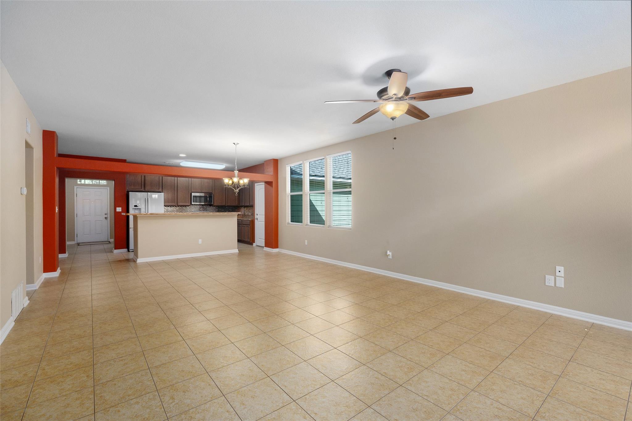 2046 Ridge View DR
