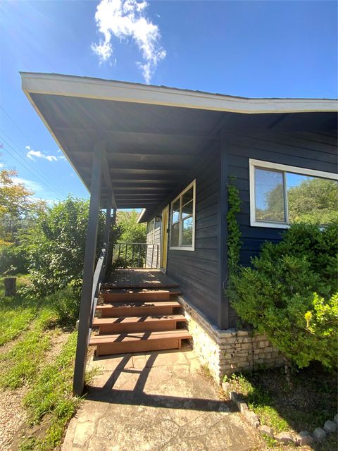 Tiny photo for 10700 W Lakeview DR, Jonestown, TX 78645 (MLS # 8649173)