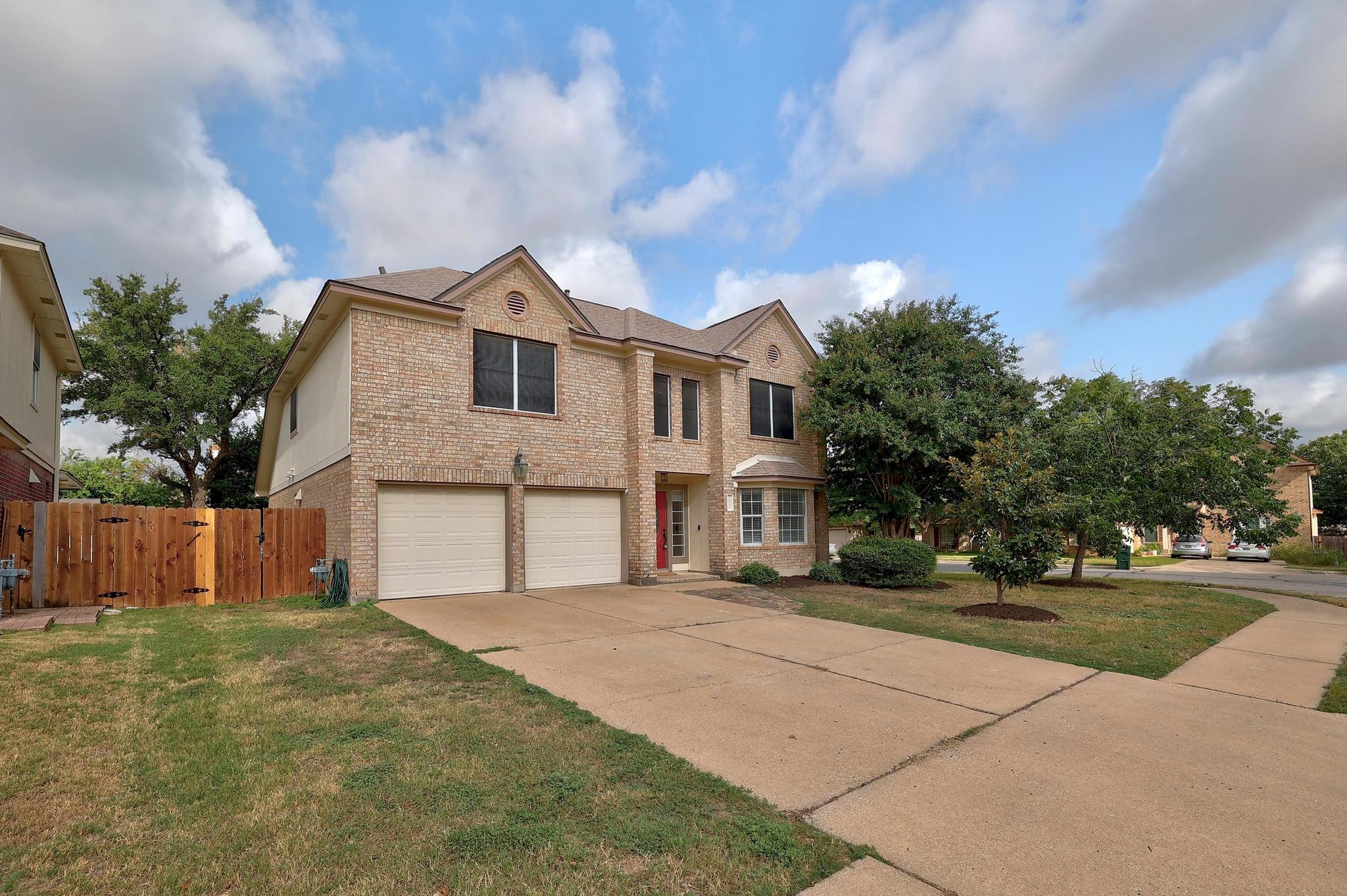 16716 Spotted Eagle DR