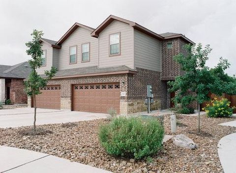 Photo of 121 Calm Water LOOP, Bastrop, TX 78602 (MLS # 2123242)