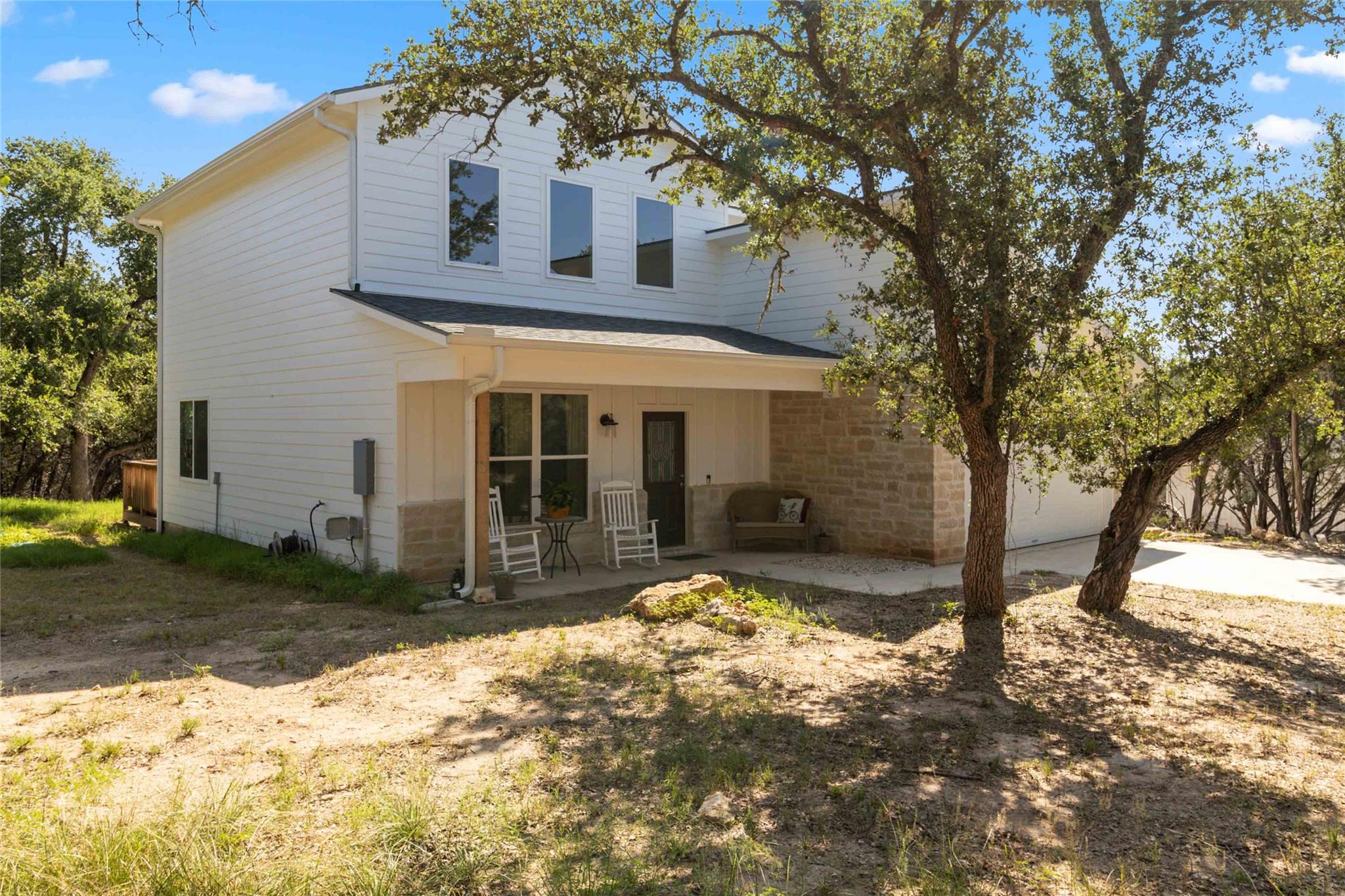 5 Hickory CT