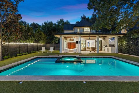 Photo of 2719 Harris BLVD, Austin, TX 78703 (MLS # 6810201)