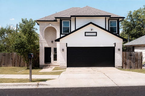 Photo of 3205 Rockhurst LN, Austin, TX 78723 (MLS # 1751356)
