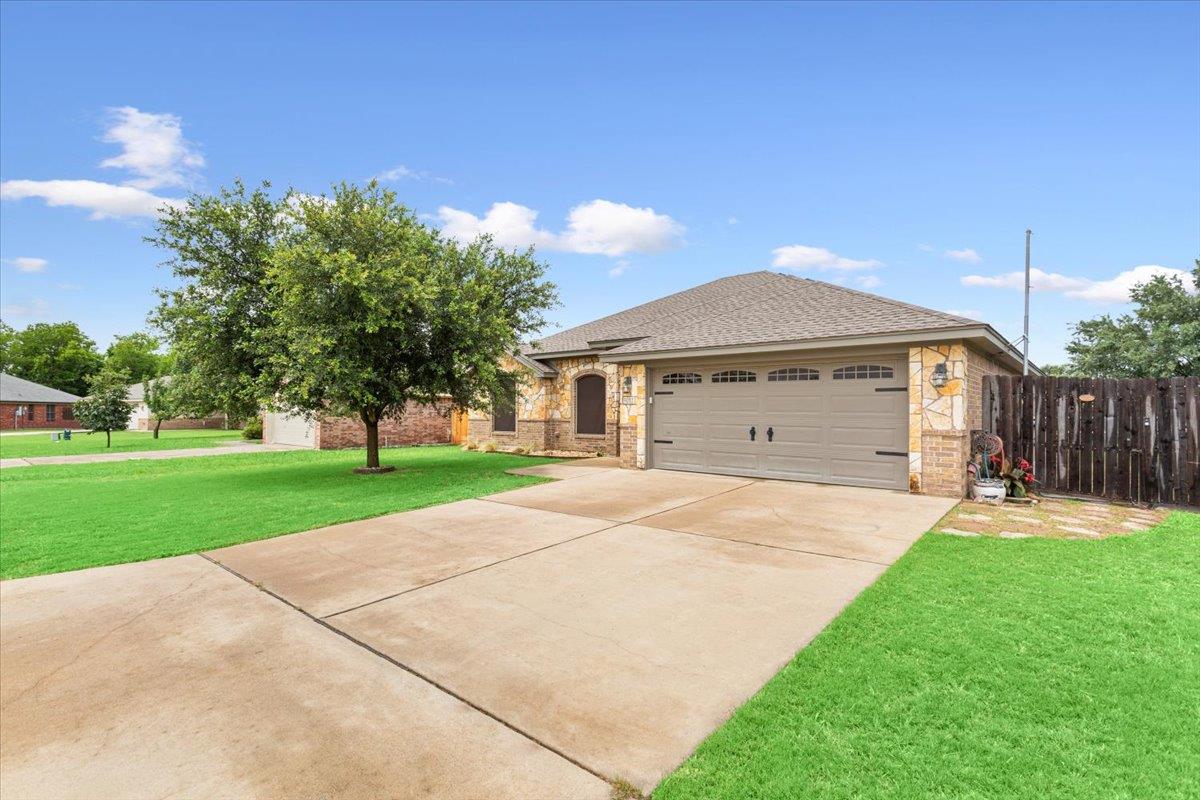 5012 Jeanine DR