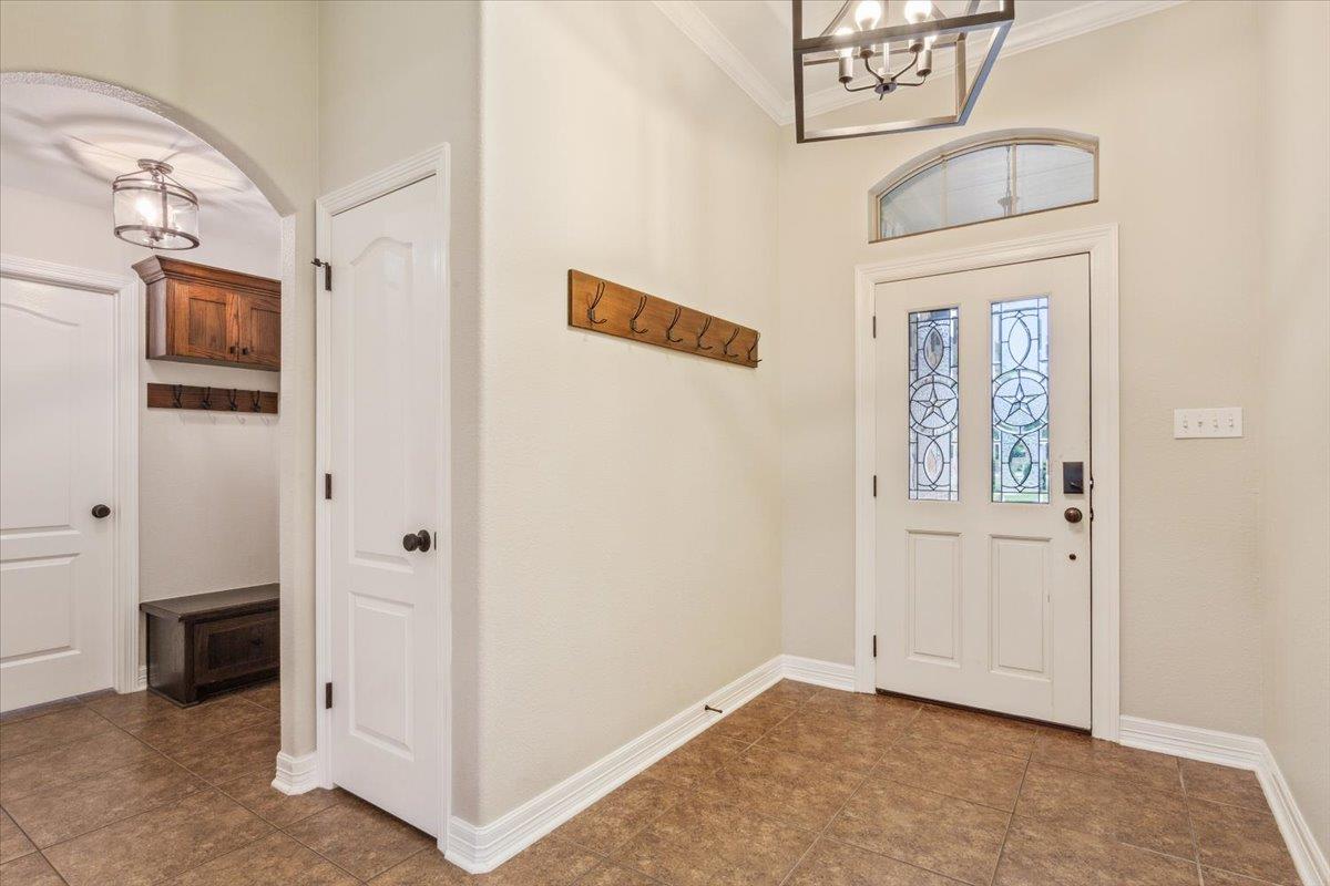 5012 Jeanine DR