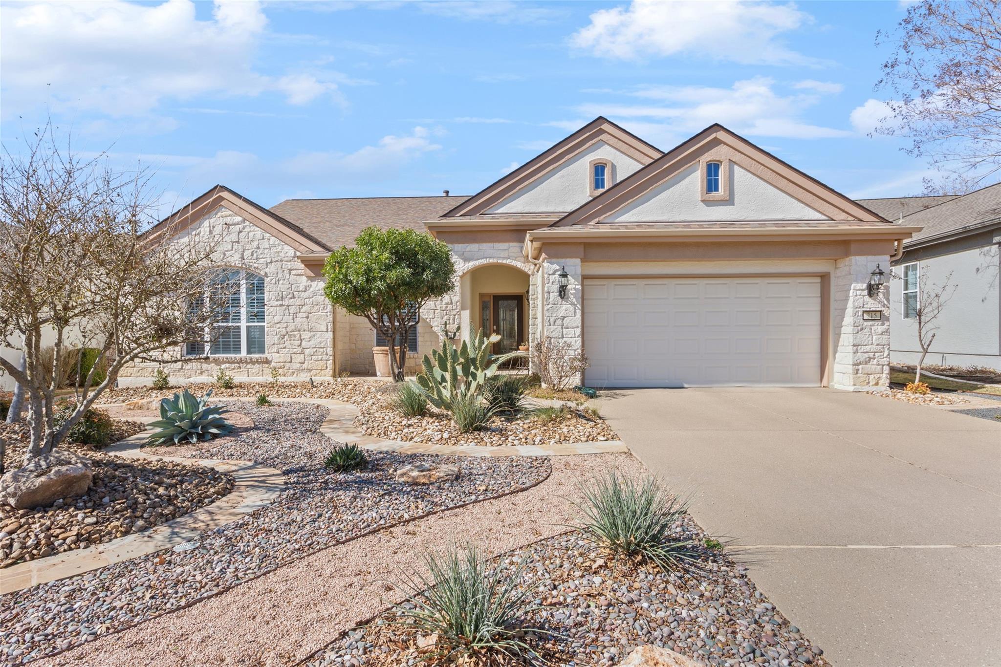 215 Goose Island DR