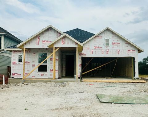 581 Sage Thrasher CIR Dripping Springs TX 78620