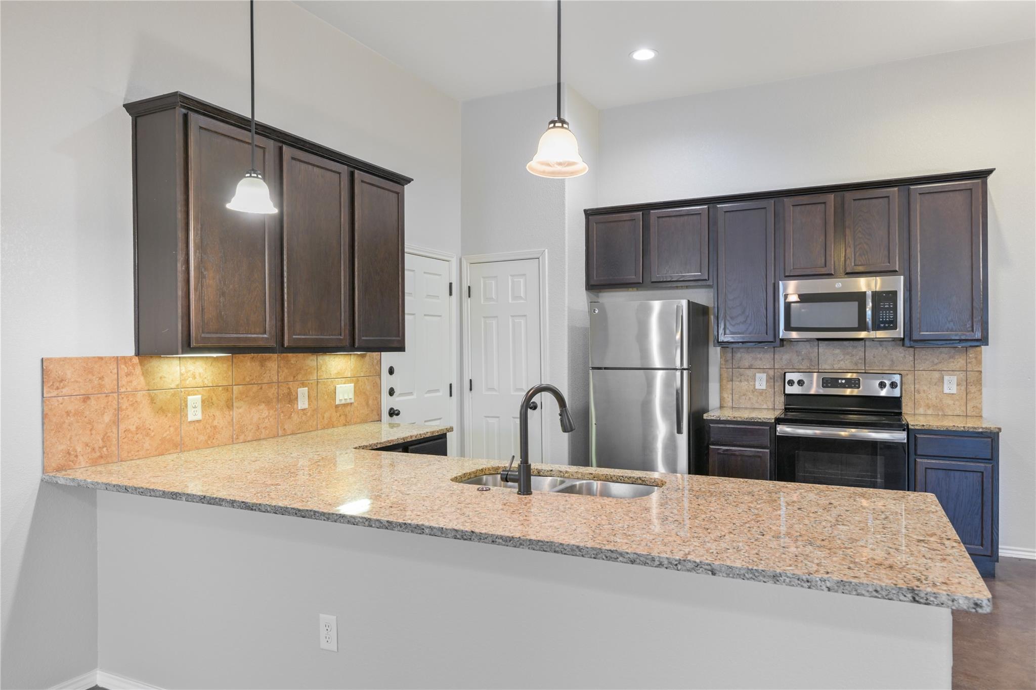 265 Joanne LOOP A & B