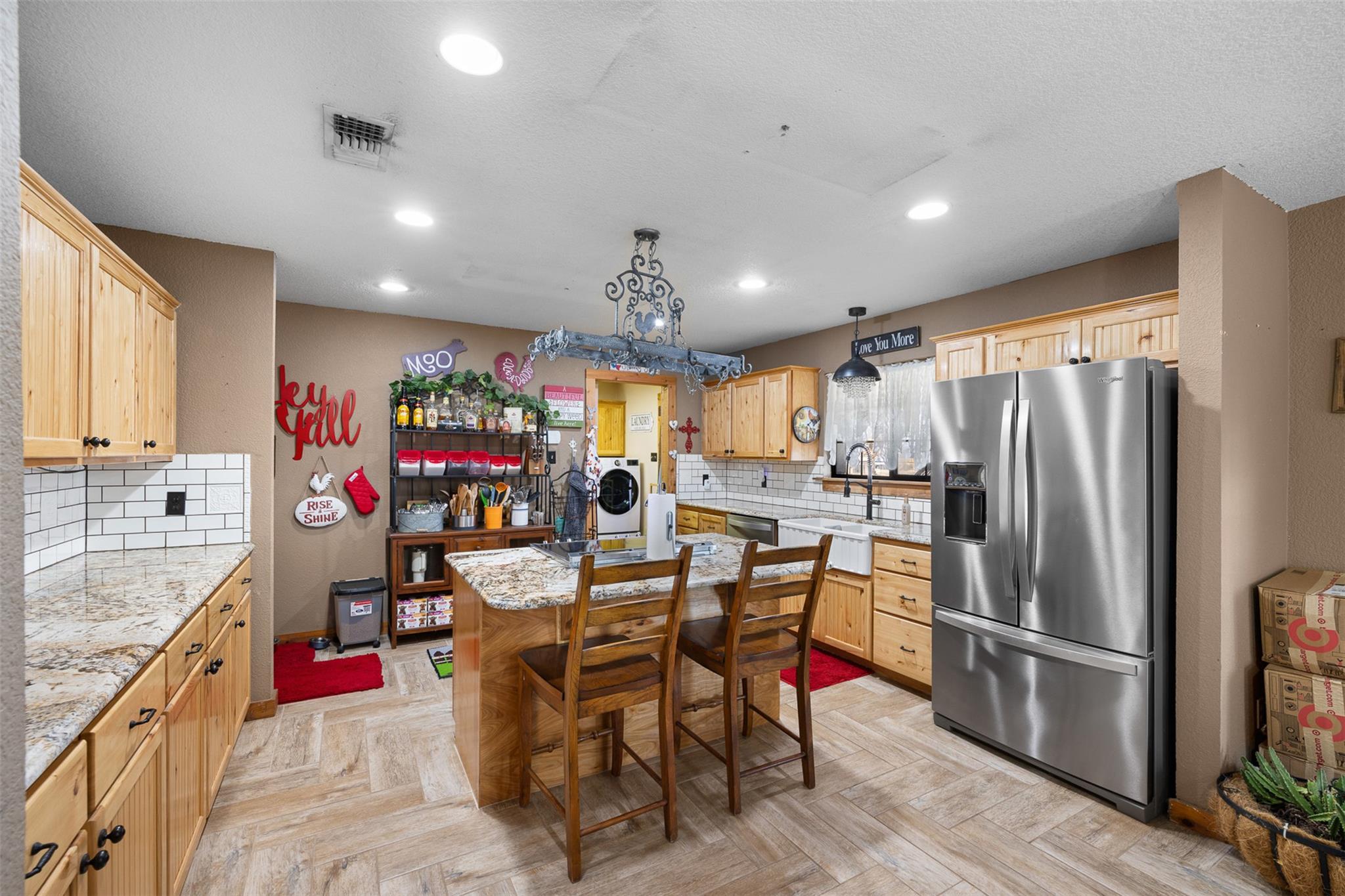 7393 N State Highway 80