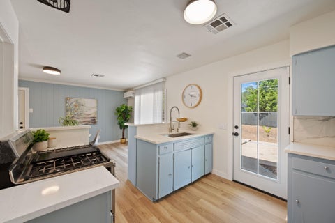 Tiny photo for 1418 Larkwood DR, Austin, TX 78723 (MLS # 1643352)
