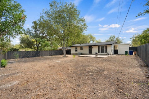 Tiny photo for 1418 Larkwood DR, Austin, TX 78723 (MLS # 1643352)