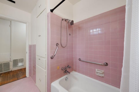 Tiny photo for 1418 Larkwood DR, Austin, TX 78723 (MLS # 1643352)