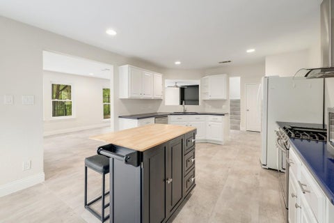 Tiny photo for 4605 Beechwood HOLW, Austin, TX 78731 (MLS # 7948456)