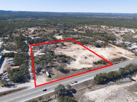 196 Southern DR Johnson City TX 78636