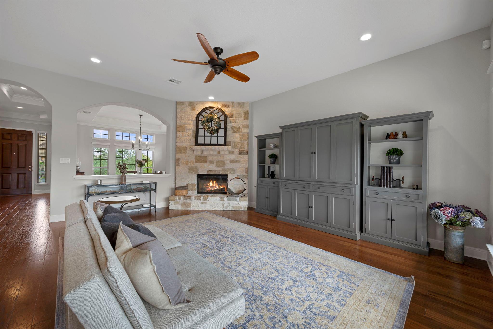 113 Swallowtail DR