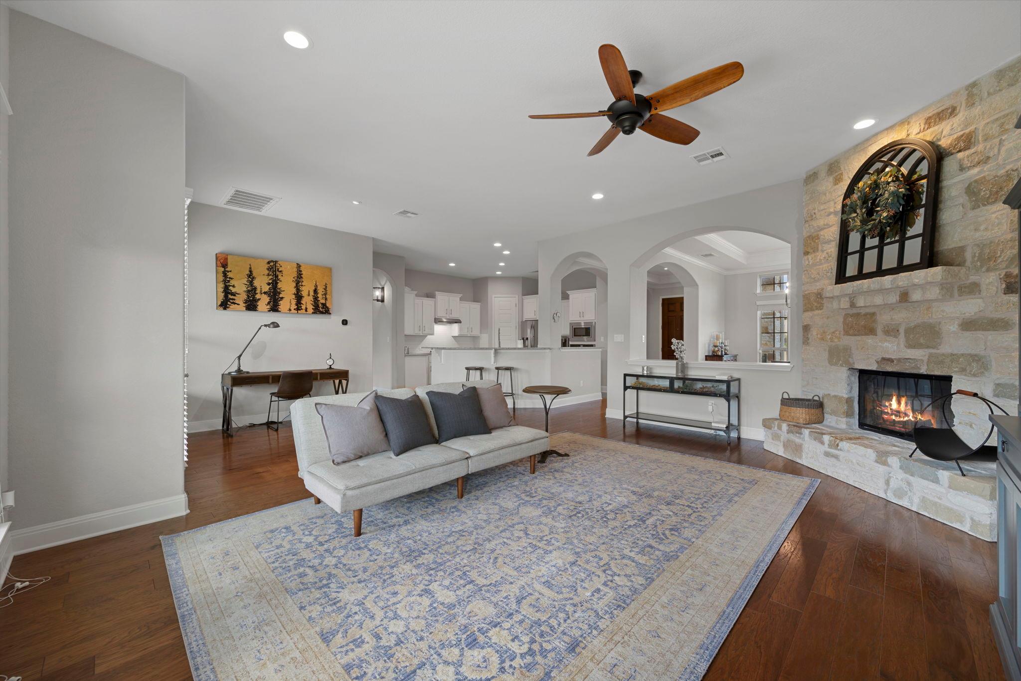 113 Swallowtail DR