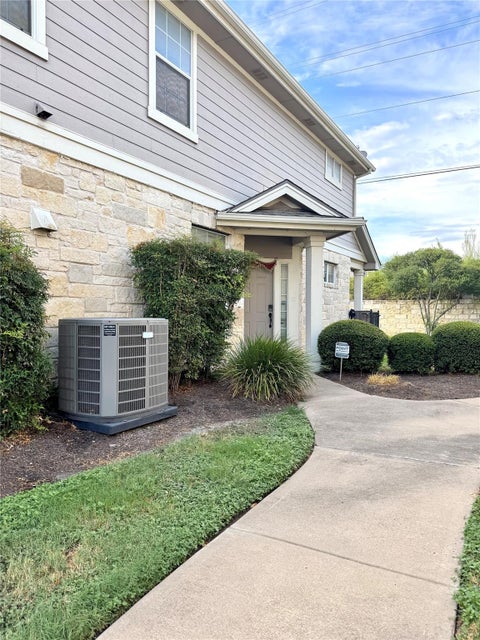 Photo of 1900 Scofield Ridge PKWY #5102, Austin, TX 78727 (MLS # 4207841)