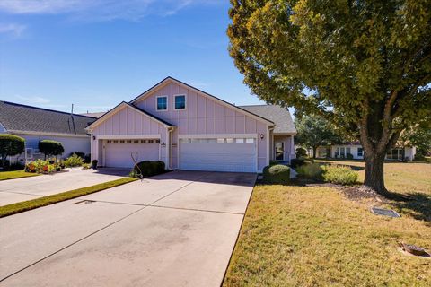 116 Bowie CIR Georgetown TX 78633