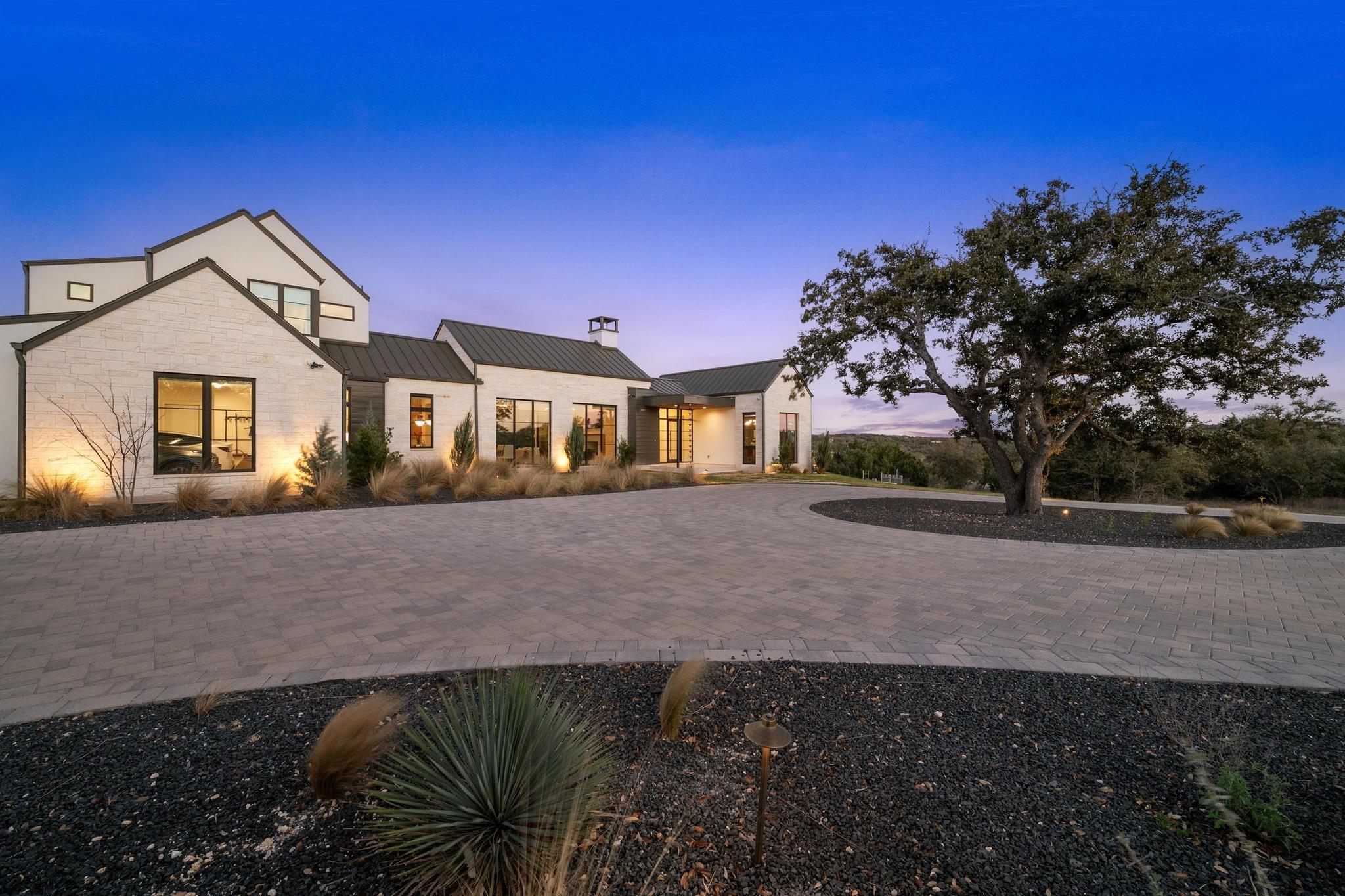 6323 Destiny Hills DR