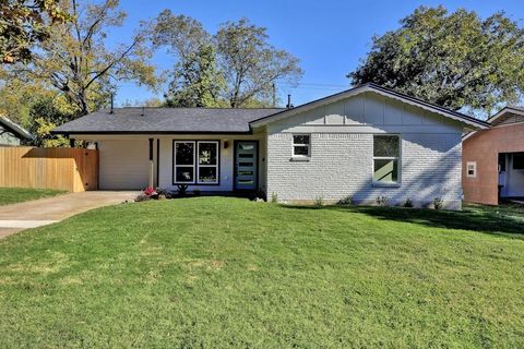 Photo of 1520 Weyford DR, Austin, TX 78757 (MLS # 6475882)