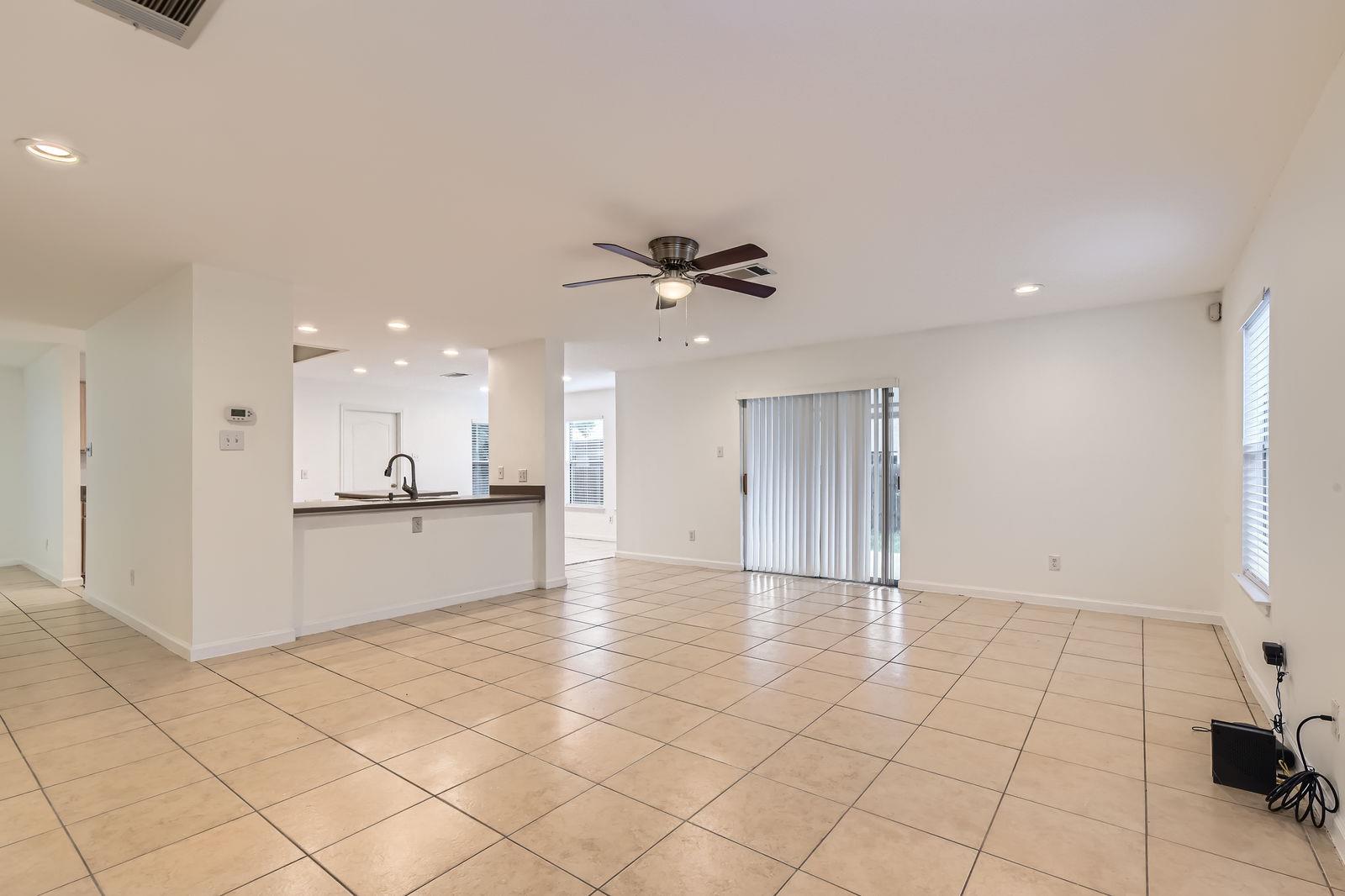 1171 Southern PL