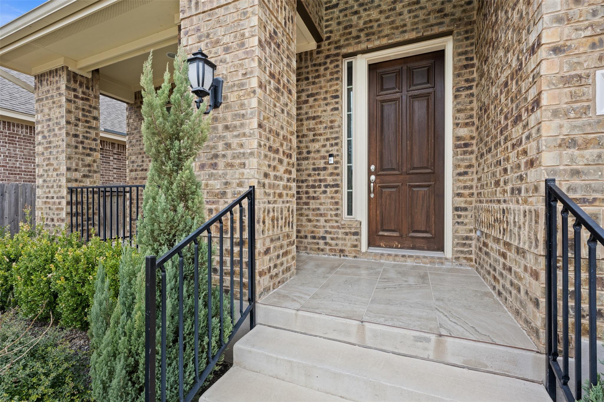 2844 Coral Valley DR